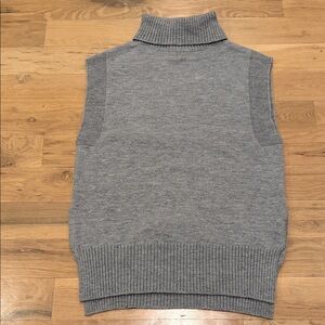 Wayf Heather Gray Knit Turtleneck Sweater Vest